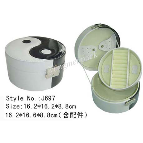 <strong>J697</strong><br />
